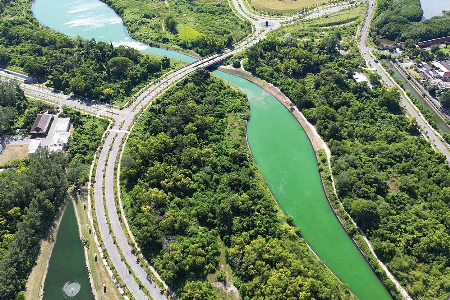 Infrastructure-road-and-canal